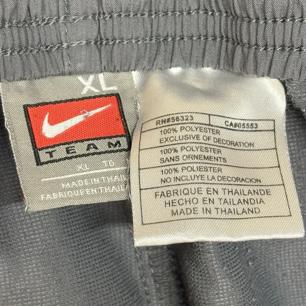 Nike‎ Team Windbreaker Track Pants Mens XL Gray Woven Relaxed Baggy 138942